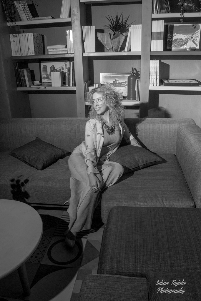 simona preda monoclu blog pow wow