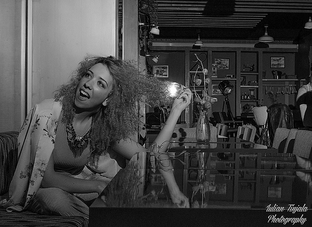 pow wow bucuresti monoclu