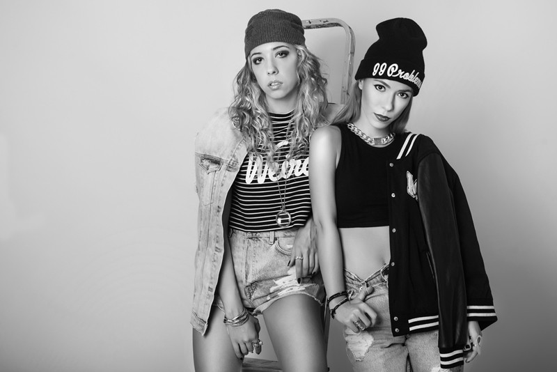 monoclu by simona preda